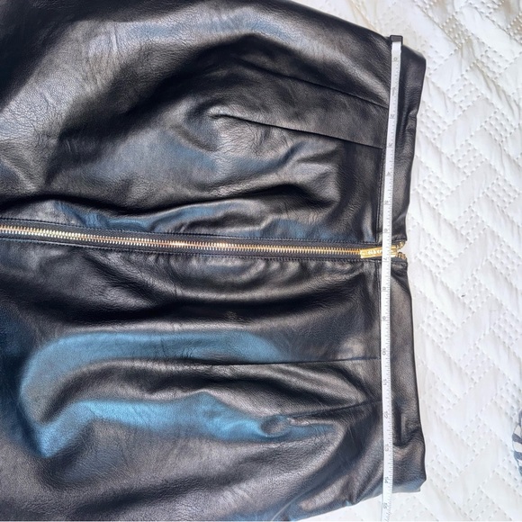 Black Faux Leather Skirt with silver Buckles - Picture 4 of 6